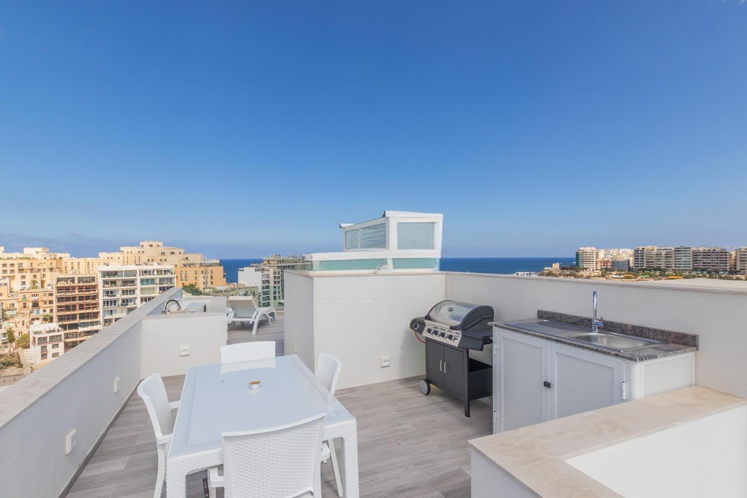 The Penthouse Διαμέρισμα Saint Julian's Εξωτερικό φωτογραφία
